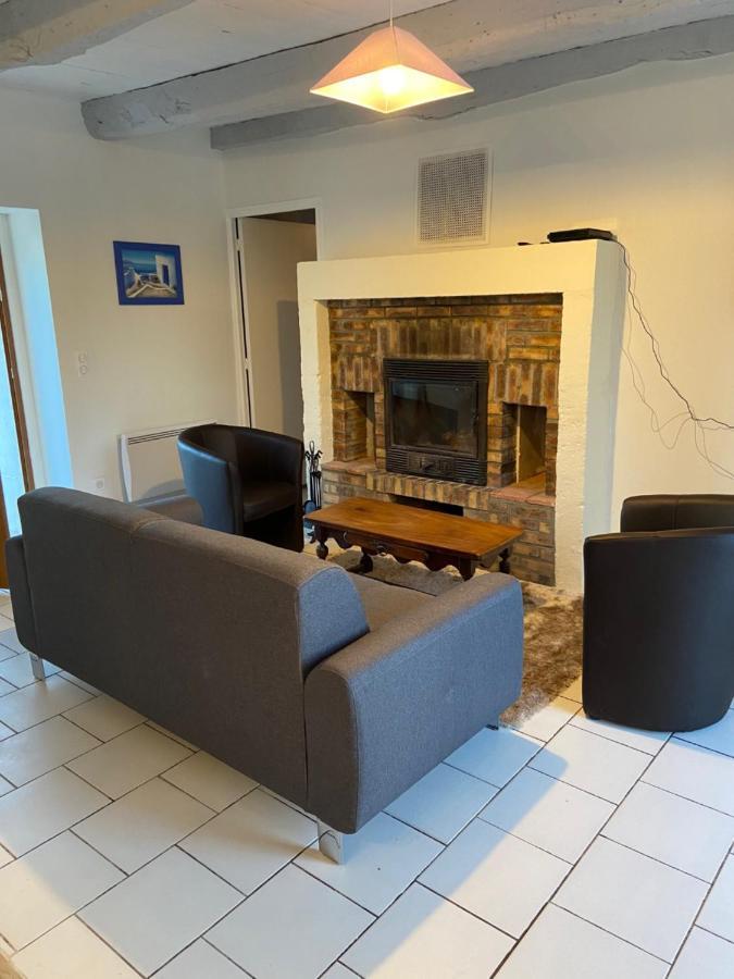 Gîtes de Pouzelande Sanilhac  Extérieur photo